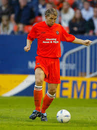 Alan Archibald 2 vass