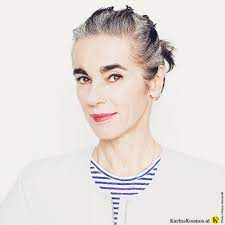 Sie können über ihren stil jetzt mit diesen intelligenten und kreativen ideen aus. Graues Haar Ist Wunderbar Teil 2 Die Reaktionen Karin S Komsos