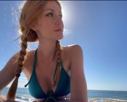 Follow my official accounts and check out the upcoming projects  www.imdb.me/katherinemcnamara https://twitter.com/Kat_McNamara  https://www.instagram.com/kat.mcnamara/ ❤️🧡💛💚💙💜💋