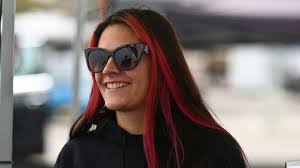 Tara Bowker's Instagram, Twitter & Facebook