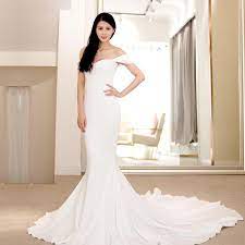 The shape of a mermaid wedding dress creates an hourglass shape, with a. 2020 Korean Simple White Mermaid Wedding Dress Off Shoulder Short Sleeve No Decorative Vintage Bridal Mariage Lace Up Tight Dresses From Eileenctse 107 54 Dhgate Com