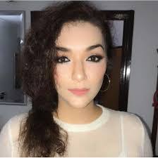 Sabrina Ali's Instagram, Twitter & Facebook