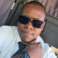 Alan Aleixo (@alanaleixo)