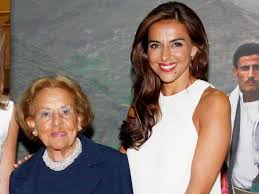 Later divorced, he married the belgian annick burhenne, by whom he had a son jonas (b. 1 22 Maria Barroso A Ultima Decada Foto Arquivo Lux 2 22 Com Manuela Eanes Maria Cavaco Silva E Maria Jose Ritta Maria Barroso A Ultima Decada Foto Arquivo Lux 3 22 Com Maria Joao Avillez Maria Barroso A Ultima Decada Foto Arquivo