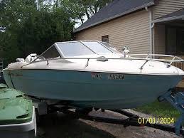 Room for whole family, $3800/ offer. Boat Shipping Services Reinell Boats