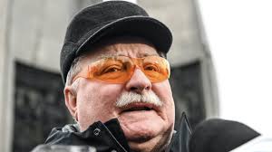 Lech wałęsa w portalu tvn24! Lech Walesa I Problemy Z Pieniedzmi Pomoze Mu Syn Milioner Posel Jaroslaw Walesa Oswiadczenie Majatkowe Tvp Info