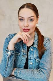 Victoria Brennan's Instagram, Twitter & Facebook