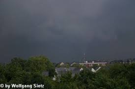 Tornado Krefeld 18. Juli 2004 Wolfgang Sietz - 040718sietz2110kl