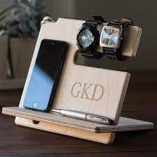 Most hit the major milestones with traditional and modern themes. 25 Best Anniversary Gifts For Him Unique Husband Wedding Anniversary Gift Ideas