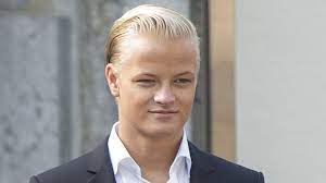 Dennoch ist die residenz skaugum in asker, einem vorort. Kronprinzessin Mette Marit Von Norwegen So Erwachsen Ist Ihr Sohn Marius Geworden