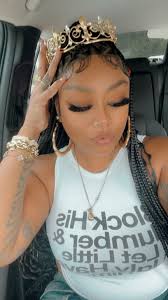 8/19 a Queen was Born .. Happy B-day 🎉🎂 to me !! 42 and flourshing !