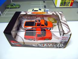 The perfect addition for the ford enthusiast or the hot wheels collector. Minicar Pics 1 64 Hot Wheels 100 Slammed Set Chevy Crew Cab Ford F 150 Svt Lightning