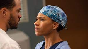Ai ales sa vizionezi un episod online din serialul grey's anatomy. Anatomia Lui Grey Sezonul 15 Episodul 8 Seriale Online Subtitrat In RomanÄ