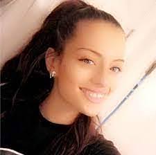 Chantel Maroney's Instagram, Twitter & Facebook