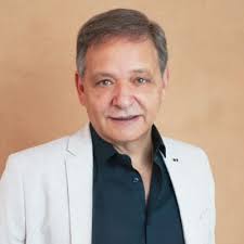 Entre 2013 y 2014 tuve la suerte de conocer a Luciano Spinelli.