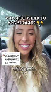 Can I Wear A Cardigan with Holes in It to A Synagog