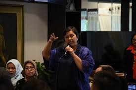 Seni dan budaya daerah memiliki peranan penting dalam pembangunan daerah. Mpr Kegiatan Seni Dan Budaya Perlu Perhatian Serius Pemangku Kepentingan