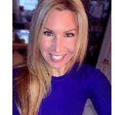 Doreen Granger's Instagram, Twitter & Facebook