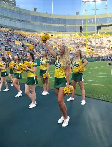 Packers Cheerleader | TikTok