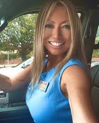 Katrina Winger's Instagram, Twitter & Facebook