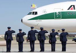 Learn about andrews air force base using the expedia travel guide resource! Photo Arrival Of Pope Benedict At Andrews Air Force Base Maryland