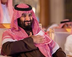 نشر حساب ذاكرة الماضي الجميل على موقع التواصل الاجتماعي توتير، صورا من حفل زواج ولي العهد السعودي الأمير محمد بن سلمان. Ø§Ù„ÙŠÙ…Ù† Ø§Ù„Ø³Ø¹ÙŠØ¯ Ø´Ø§Ù‡Ø¯ ÙÙŠ Ø§ÙˆÙ„ Ø¸Ù‡ÙˆØ± Ù„Ù‡Ø§ Ø²ÙˆØ¬Ø© ÙˆÙ„ÙŠ Ø§Ù„Ø¹Ù‡Ø¯ Ø§Ù„Ø³Ø¹ÙˆØ¯ÙŠ Ø§Ù„Ø§Ù…ÙŠØ± Ù…Ø­Ù…Ø¯ Ø¨Ù† Ø³Ù„Ù…Ø§Ù† Ø¬Ø¹Ù„ ÙƒÙ„ Ø§Ù„ÙƒØ§Ù…ÙŠØ±Ø§Øª ØªØªØ¬Ø§Ù‡Ù„ Ø§Ù„Ø­Ø¶ÙˆØ± ÙˆØªÙ„ØªÙØª Ø¥Ù„Ù‰ Ø¬Ù…Ø§Ù„Ù‡Ø§ Ø§Ù„Ø®Ø§Ø±Ù‚ Ù„Ù„Ø·Ø¨ÙŠØ¹Ø© ÙˆØ§Ù„ØºÙŠØ± Ù…Ø£Ù„ÙˆÙ ØµÙˆØ±Ø©