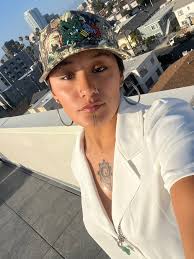 Hi everyone 🙋‍♂️ I'm new in here so would like to introduce my self 😁 I  used to do plastic models as a kid but as was growing up priorities changed  and