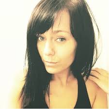 Felicia Meyer (@feliciaishappy)