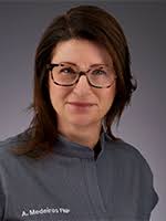 Amy Medeiros's Instagram, Twitter & Facebook