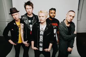 63,623 views, added to favorites 241 times. Sum 41 S Deryck Whibley On Hitting Rock Bottom And Staying Sober