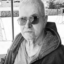 Janet Bacon's Instagram, Twitter & Facebook