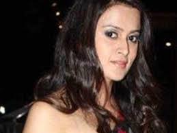 Samaira Rao's Instagram, Twitter & Facebook