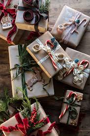 25,000+ vectors, stock photos & psd files. Simple Christmas Gift Wrapping Ideas With Kraft Paper The Inspired Room