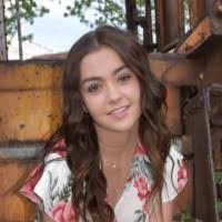 Clarissa Jenkins's Instagram, Twitter & Facebook