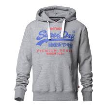 Un sweat zippé, un pantalon de sport et une paire de sneakers forment une combinaison idéale à noter que les jeans pour homme superdry vont avec toutes les chaussures mais aussi à toutes les. Superdry Sweat A Capuche Premium Good Gris Homme Club Achat Cameroun