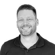 Gigi Lau's Instagram, Twitter & Facebook