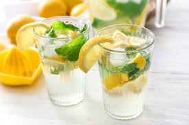 Jangan lupa untuk mengurangi gula dan makanan mengandung minyak. Air Lemon Dingin Terbukti Efektif Menurunkan Berat Badan Antara News