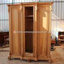 Harga lemari pakaian 2 pintu sleding kayu jati asli. Jual Lemari Pakaian Jati Ukir Olympia 3 Pintu Jepara Terbaru