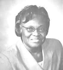 Irene Moss's Instagram, Twitter & Facebook