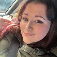 Clara Lapointe (@claralapointee)