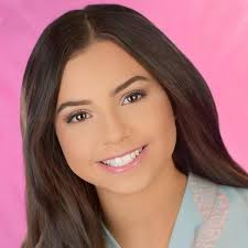 Amazon.com: Mya Gets a New Phone and Bella Wants to Order Pizza! (Bella's  Adventures): 9798321062166: Perez, Mya: Books