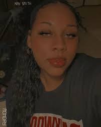 Kyana Smith's Instagram, Twitter & Facebook