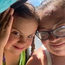 Allison Mchenry's Instagram, Twitter & Facebook