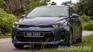 Kia is a huge brand in the world of cars. Review Kia Rio 1 4 Mpi Just Slightly Overcooked Autobuzz My