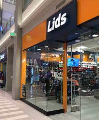 A Quest To Find The Best Lids At Mall Of America Sbnation Com
