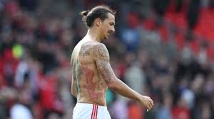 Likes to do flick ons. Zlatan Ibrahimovic Wie Eine Droge Fur Mich Das Steckt Hinter Seinen Tattoos Fussball Bild De