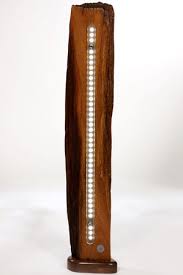 Ich hatte gedacht, so eine alte jugendstillampe hat üblicherweise einen baldachin unter der decke, mit dem haken und klemme verdeckt wird, ich meine keine stuckrosette o.ä. Lampen Aus Alten Holzbalken Altholzdesign
