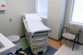 Aq Medicare Medical Exam Room Officedecor Interior Architecture Medical Office Interior Doctors Office Decor Medical Office Design
