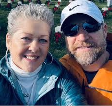 We welcome new members to our Bloomington neighborhood group ... AND a  reminder for everyone that if you live in/near Cleveland, this is not the  group for you; find that other Maple