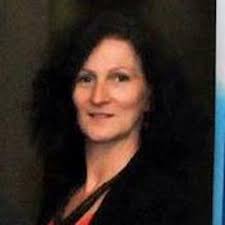 Rosalyn Davidson's Instagram, Twitter & Facebook